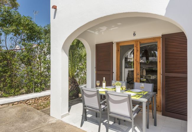 Apartamento en Cala Blanca - Apartamento Palmeras 6 Apartamento en Cala Blanca - Apartamento Palmeras 6