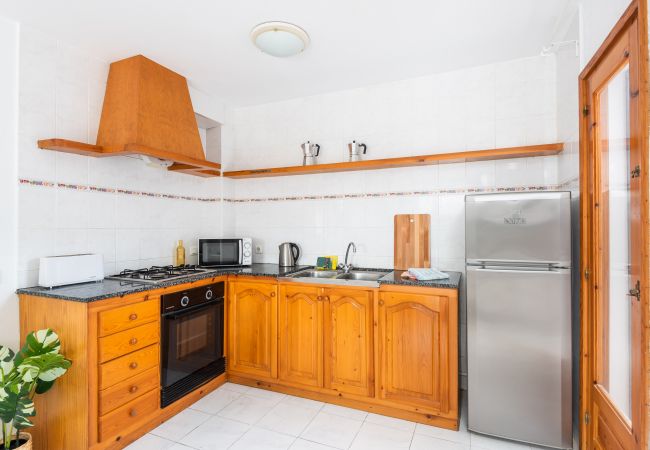 Apartamento en Cala Blanca - Apartamento Palmeras 6 Apartamento en Cala Blanca - Apartamento Palmeras 6