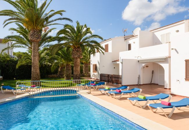Apartamento en Cala Blanca - Apartamento Palmeras 5 Apartamento en Cala Blanca - Apartamento Palmeras 5