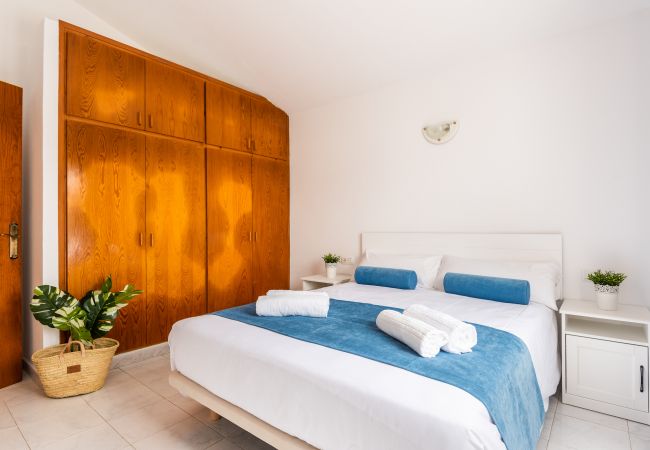 Apartamento en Cala Blanca - Apartamento Palmeras 5 Apartamento en Cala Blanca - Apartamento Palmeras 5