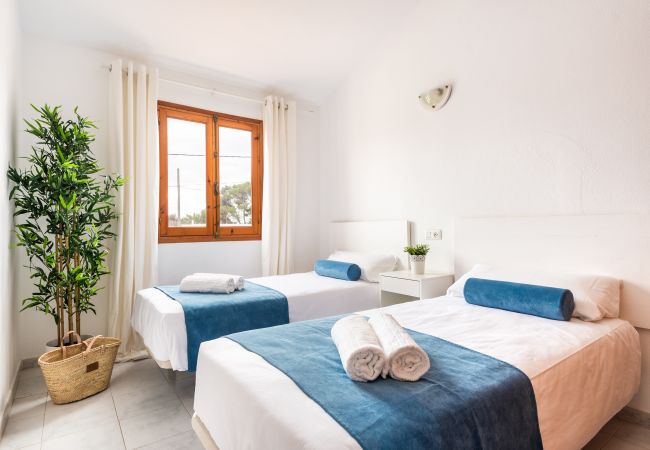 Apartamento en Cala Blanca - Apartamento Palmeras 5 Apartamento en Cala Blanca - Apartamento Palmeras 5