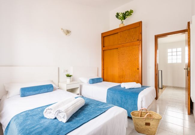 Apartamento en Cala Blanca - Apartamento Palmeras 5 Apartamento en Cala Blanca - Apartamento Palmeras 5