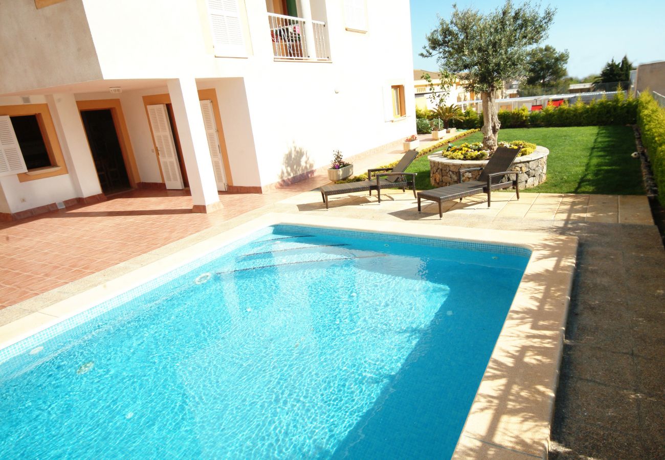 Villa en Ca´n Picafort - V. Casa Abel