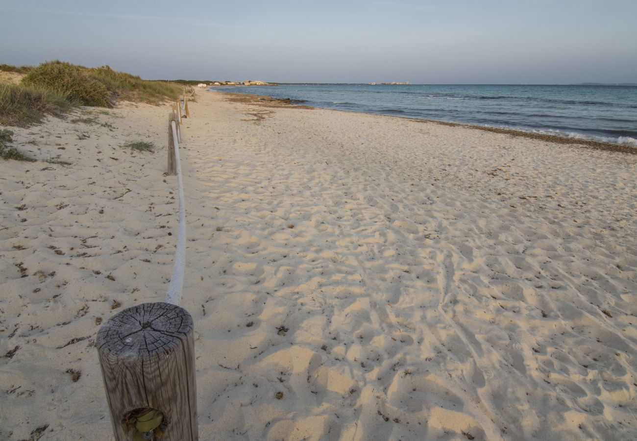 Apartamento en S´Estanyol - Precioso apartamento frente al mar