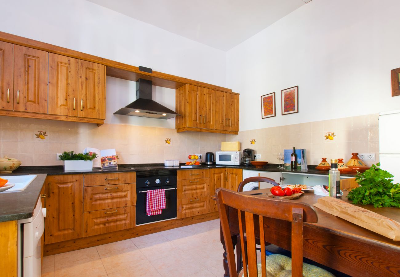Casa en Alcúdia - C. Casa Bibi con jardín y patio en Alcudia