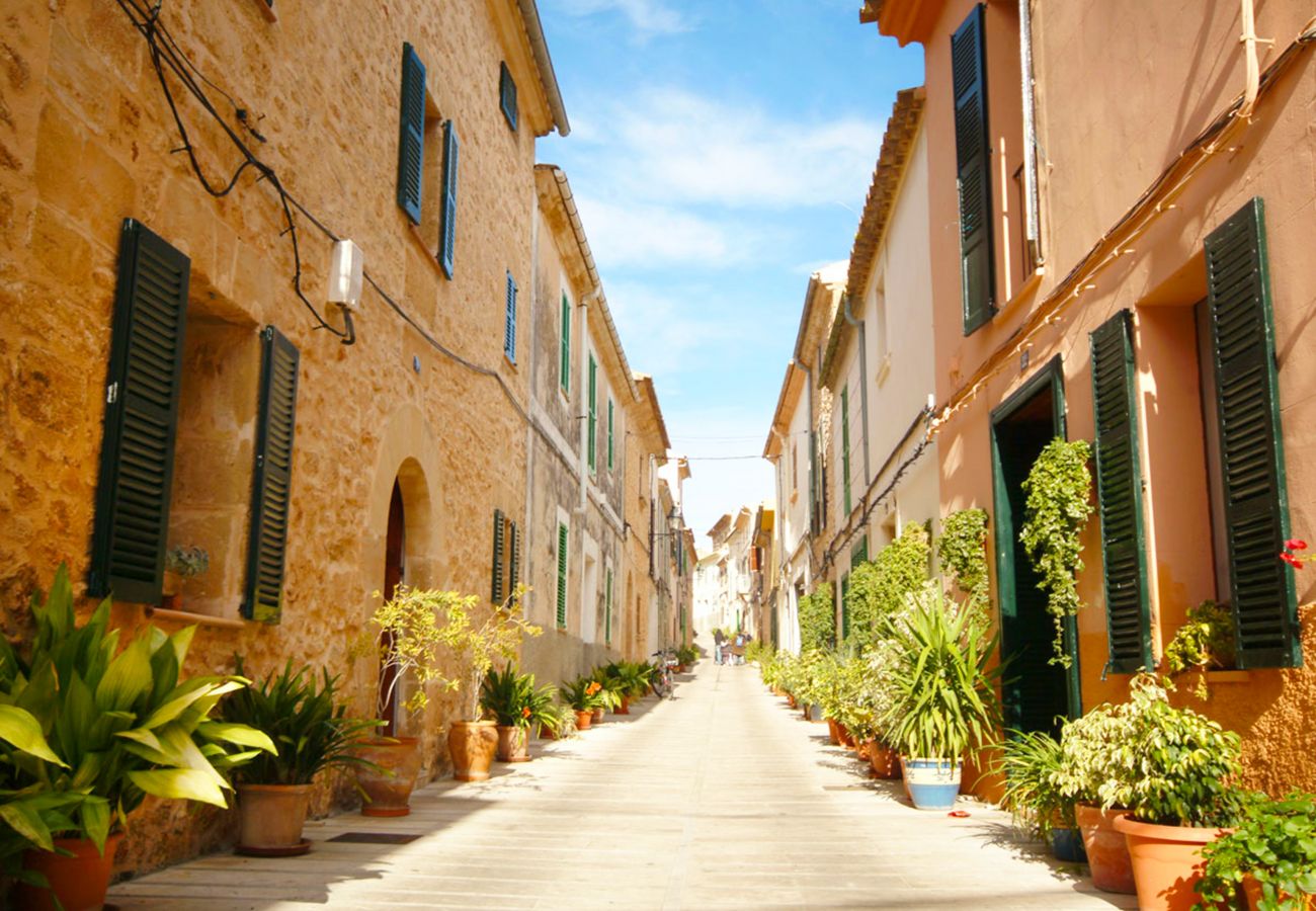 Casa en Alcúdia - C. Casa Bibi con jardín y patio en Alcudia