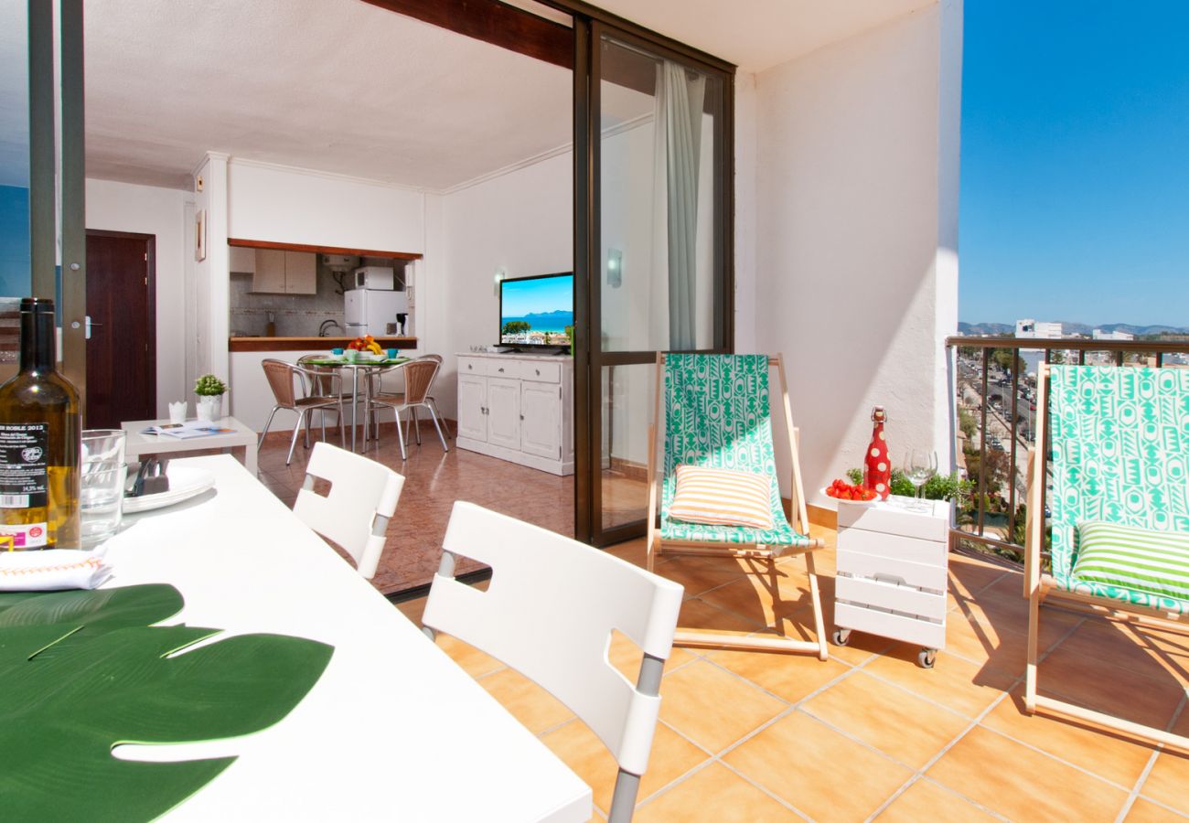 Apartamento en Alcúdia - A. The Shell II with Sea Views and Pool