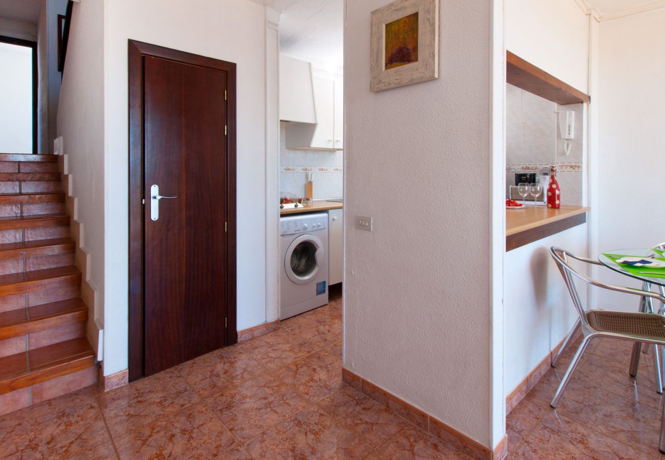 Apartamento en Alcúdia - A. The Shell II with Sea Views and Pool