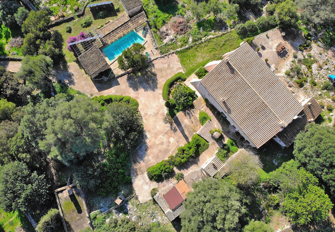 Foto aerea de toda la villa en Alcudia