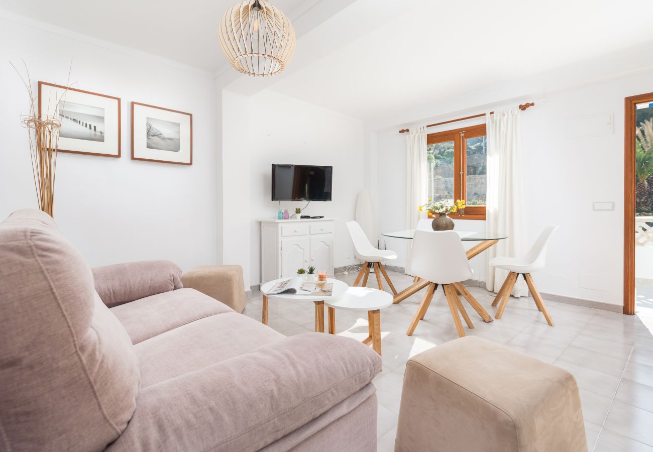 Apartamento en Cala Sant Vicenç - A. Can Marce in Cala Sant Vicenç with WiFi