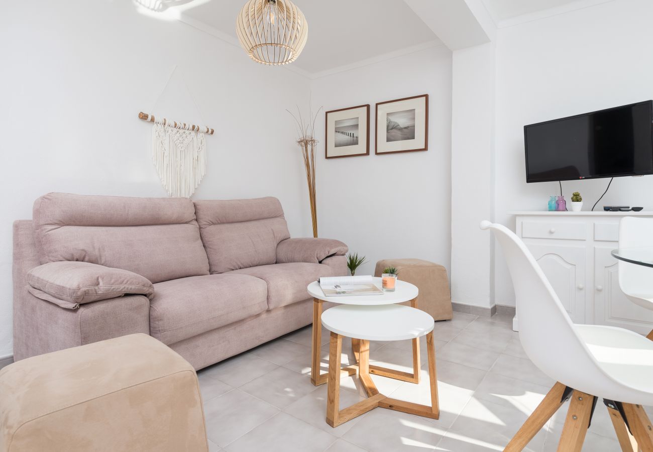 Apartamento en Cala Sant Vicenç - A. Can Marce in Cala Sant Vicenç with WiFi