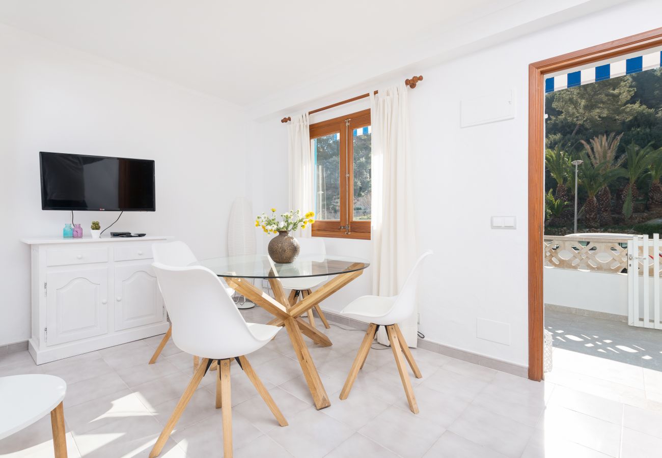 Apartamento en Cala Sant Vicenç - A. Can Marce in Cala Sant Vicenç with WiFi