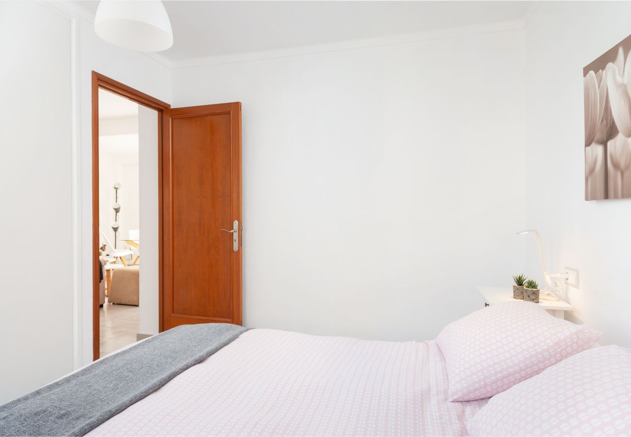 Apartamento en Cala Sant Vicenç - A. Can Marce in Cala Sant Vicenç with WiFi