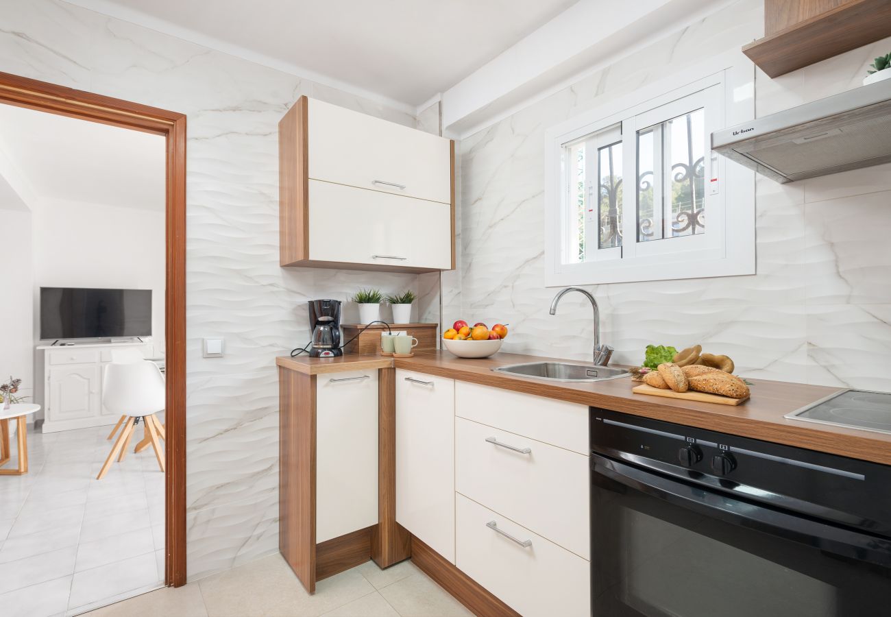 Apartamento en Cala Sant Vicenç - A. Can Marce in Cala Sant Vicenç with WiFi