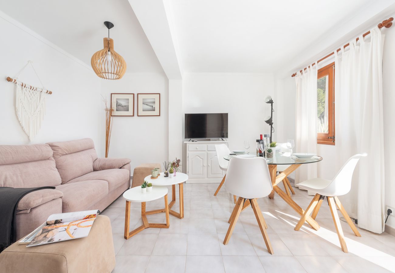 Apartamento en Cala Sant Vicenç - A. Can Marce in Cala Sant Vicenç with WiFi