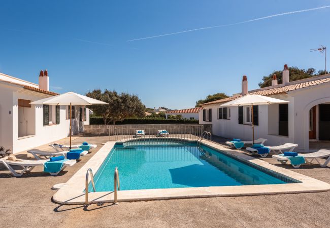 Apartamento en Cala´n Blanes - Menorca-APTO H / C.BRUT Apartamento en Cala´n Blanes - Menorca-APTO H / C.BRUT