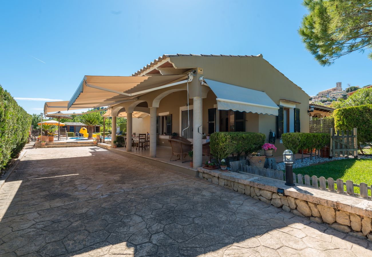 Villa en Selva - V. Finca Son Macia, pool and mountains