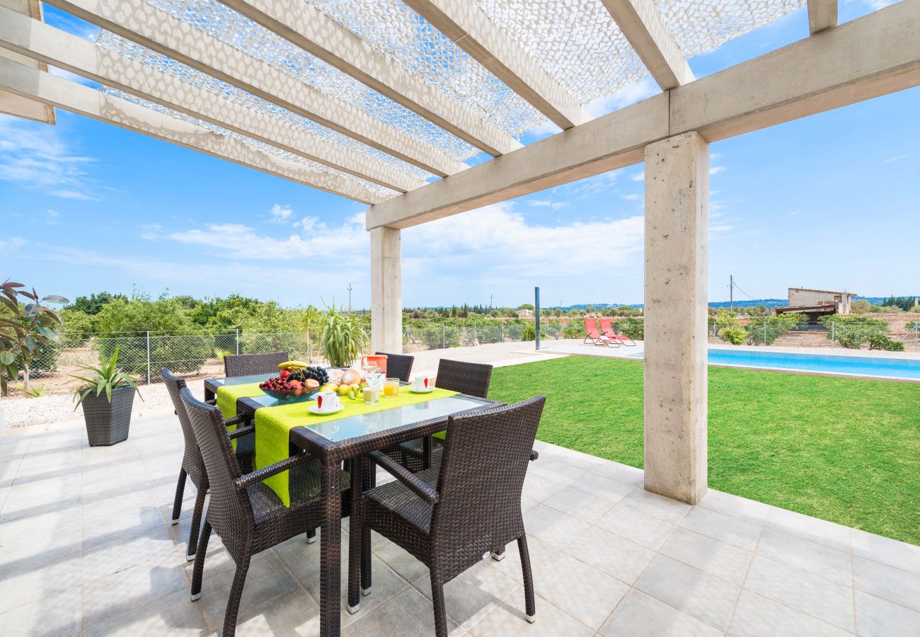 Villa en Llubi - V. Villa Albaimar