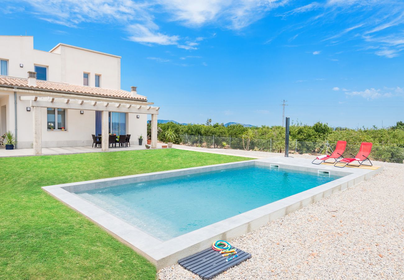 Villa en Llubi - V. Villa Albaimar