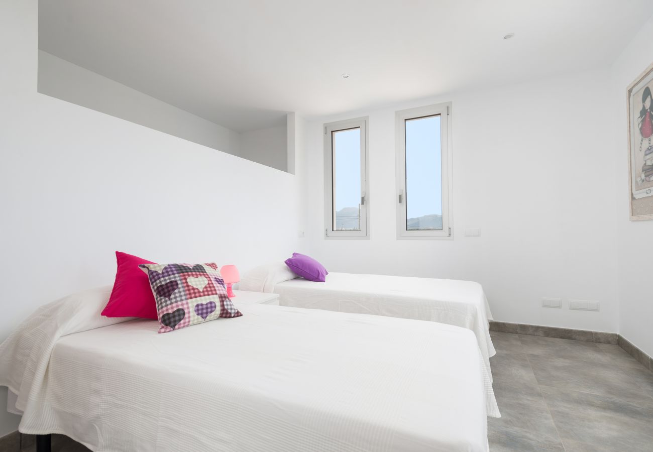 Villa en Llubi - V. Villa Albaimar