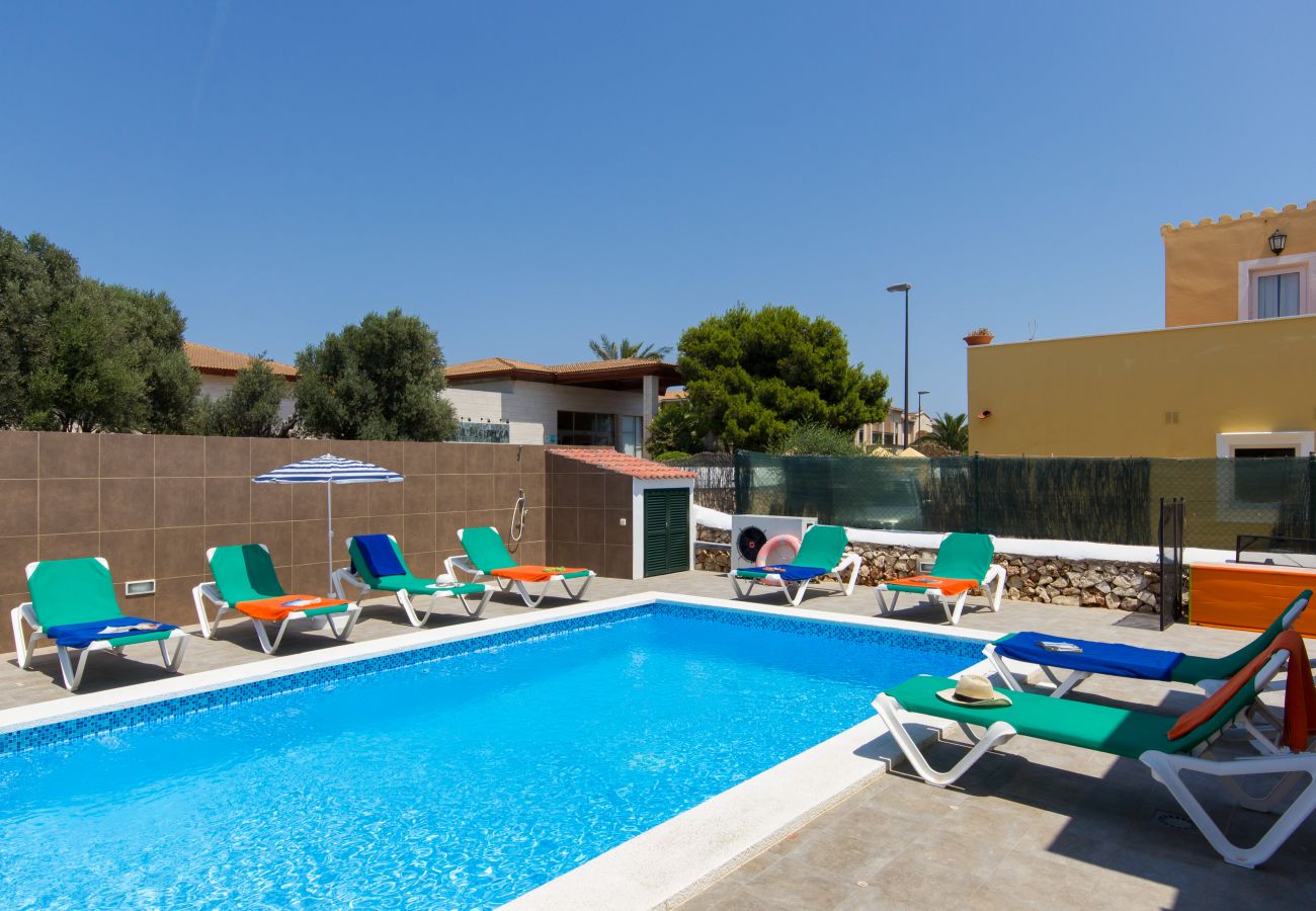 Villa en Cala´n Bosch - Menorca Urano
