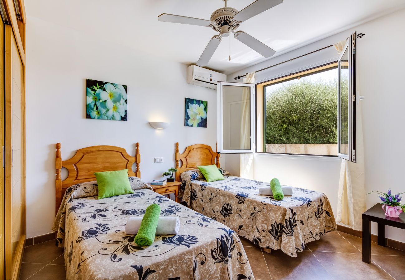 Villa en Cala´n Bosch - Menorca Urano