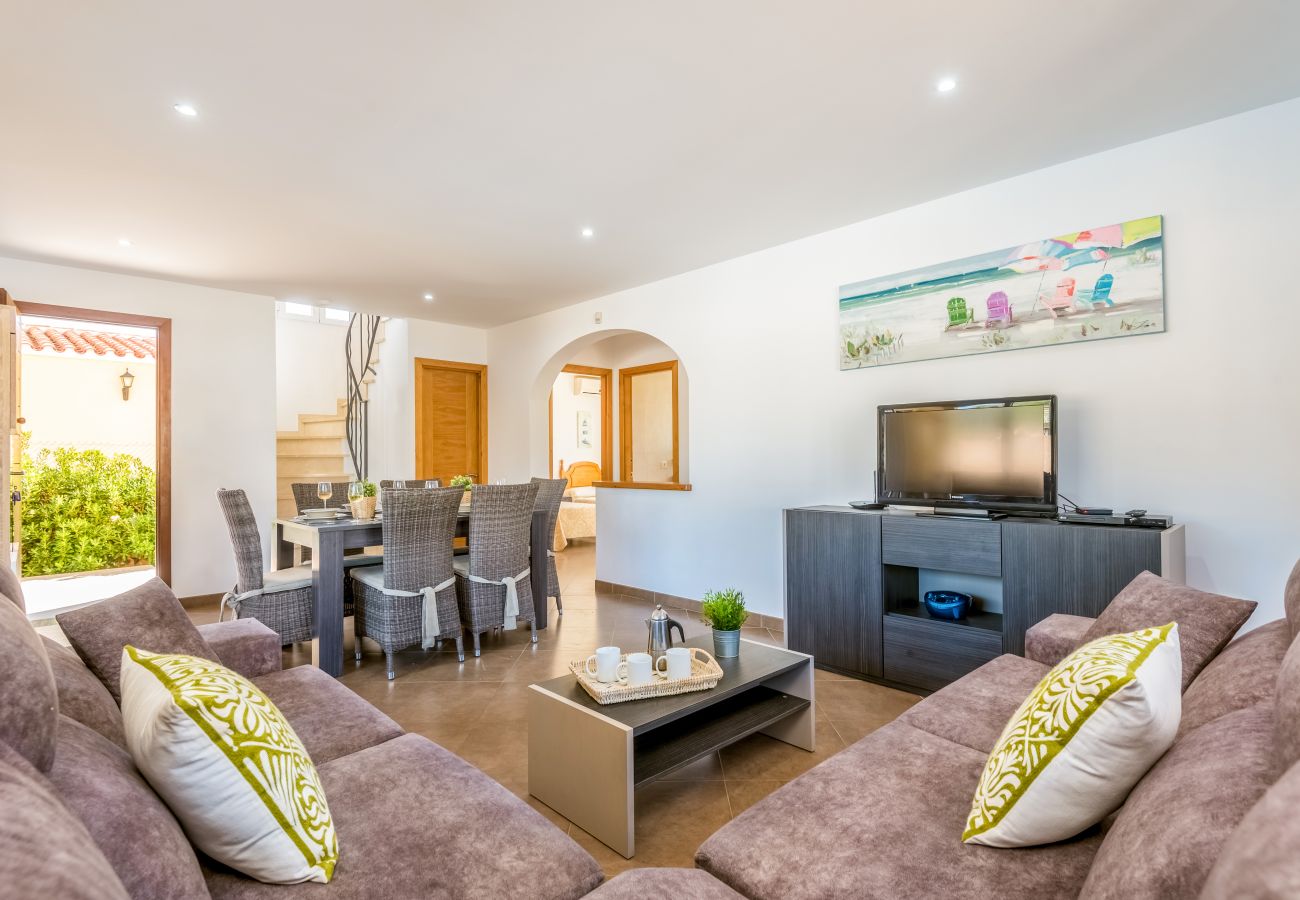 Villa en Cala´n Bosch - Menorca Urano