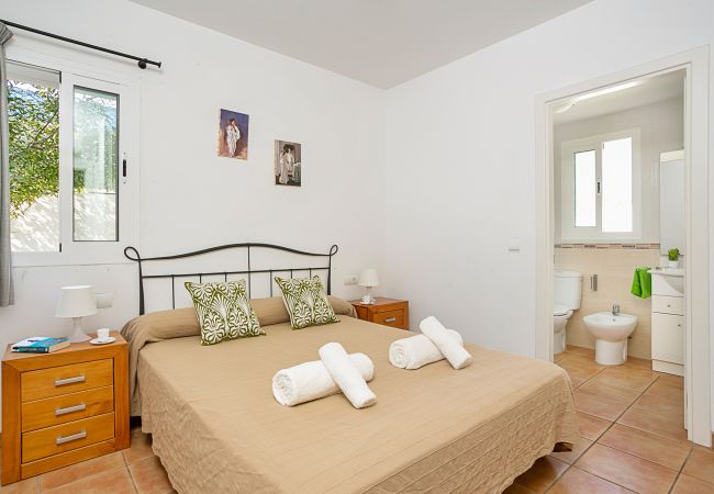 Villa en Cala´n Bosch - Menorca Raquel Villa en Cala´n Bosch - Menorca Raquel