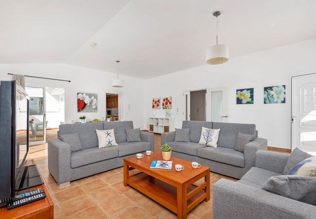 Villa en Cala´n Bosch - Menorca Raquel Villa en Cala´n Bosch - Menorca Raquel