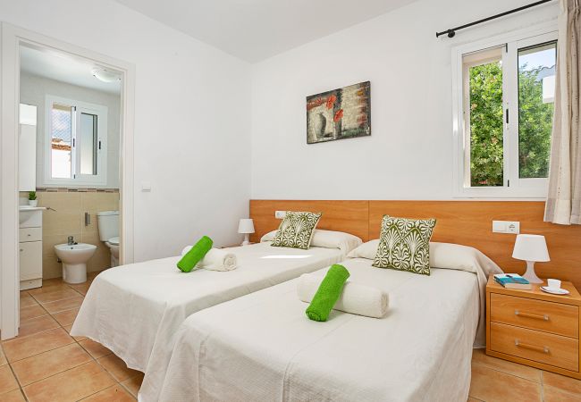 Villa en Cala´n Bosch - Menorca Raquel Villa en Cala´n Bosch - Menorca Raquel