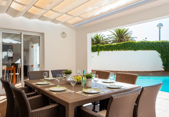 Villa en Cala´n Bosch - Menorca Raquel Villa en Cala´n Bosch - Menorca Raquel