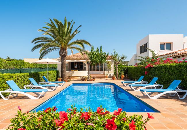 Villa en Cala´n Blanes - Menorca Tana Villa en Cala´n Blanes - Menorca Tana