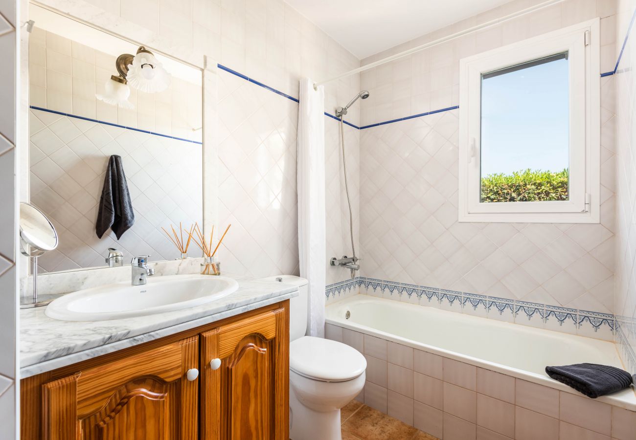 Villa en Cala´n Blanes - Menorca Tana