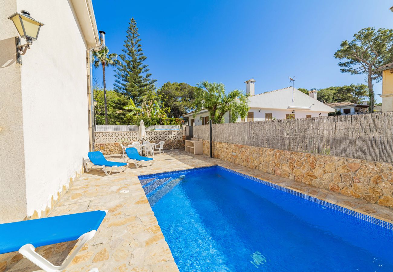 Villa en Muro - V. Benestar Pool and Beach Platja de Muro