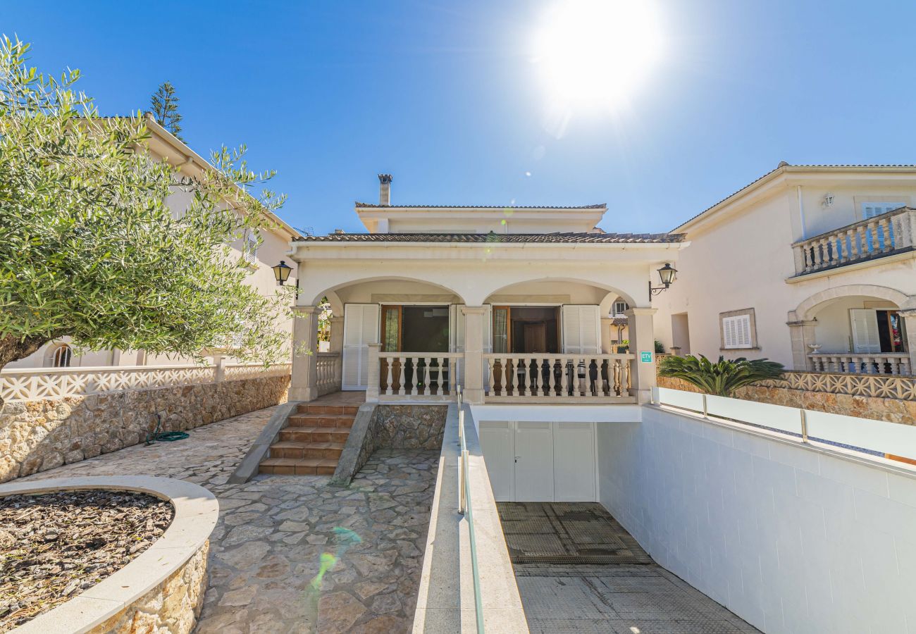 Villa en Muro - V. Benestar Pool and Beach Platja de Muro