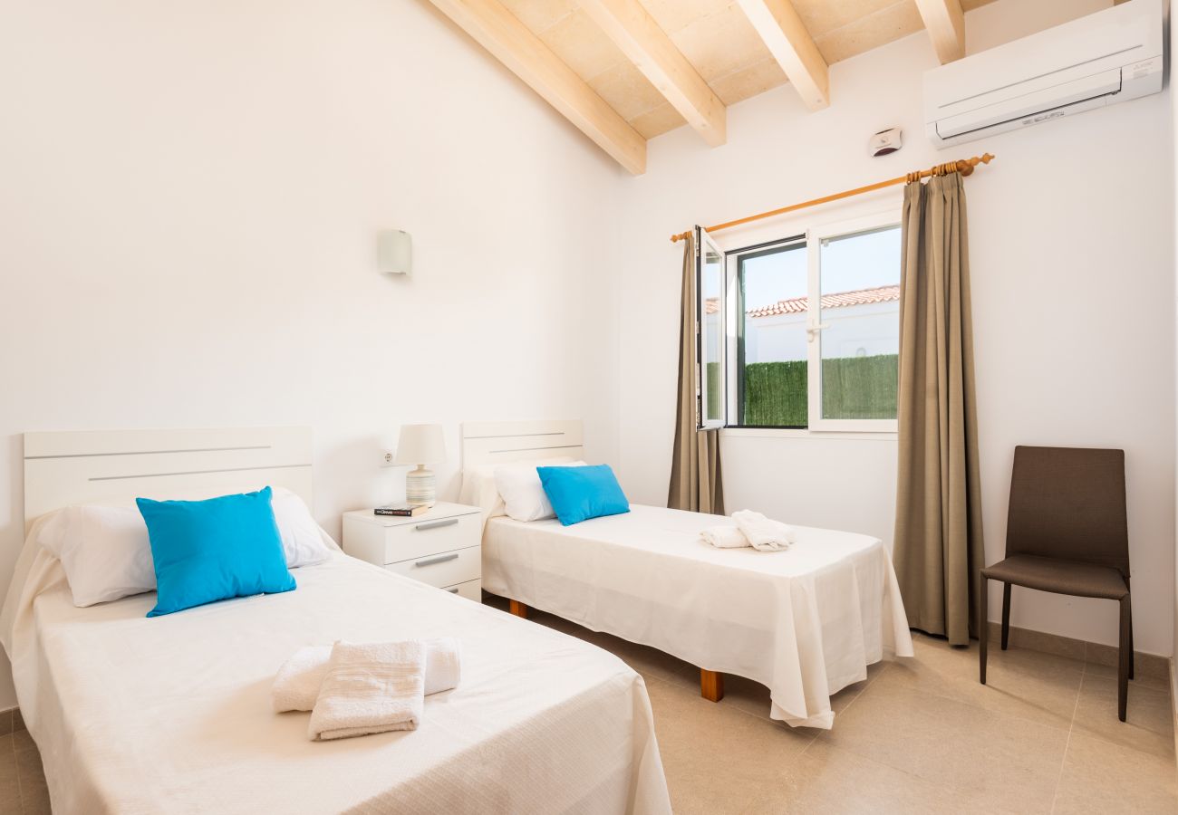 Villa en Cala´n Bosch - Menorca Neus