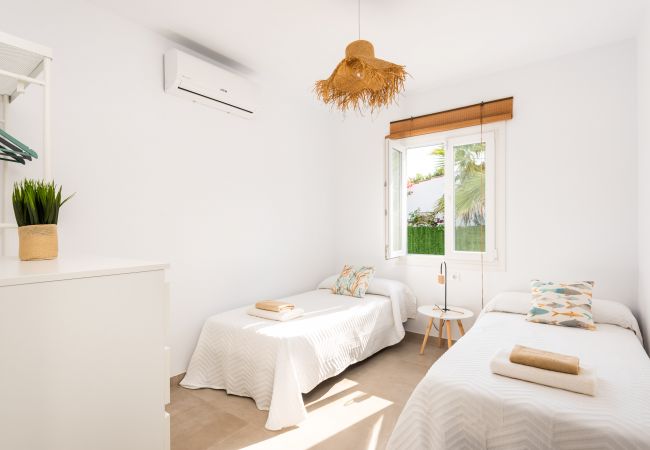 Villa en Cala´n Bosch - Menorca ROCAS Villa en Cala´n Bosch - Menorca ROCAS