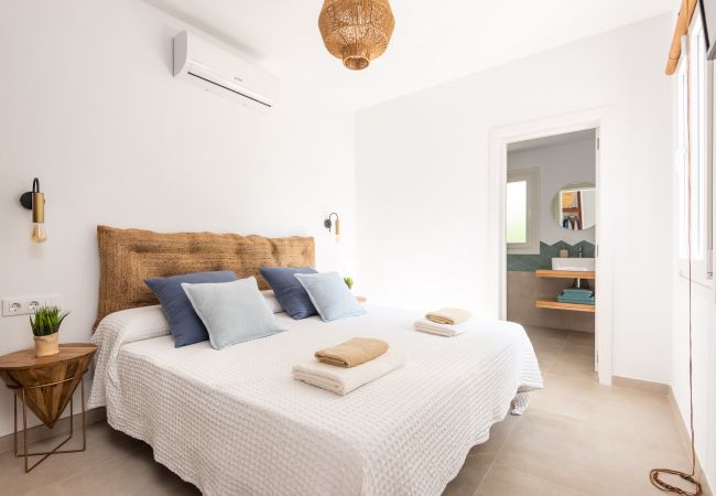 Villa en Cala´n Bosch - Menorca ROCAS Villa en Cala´n Bosch - Menorca ROCAS