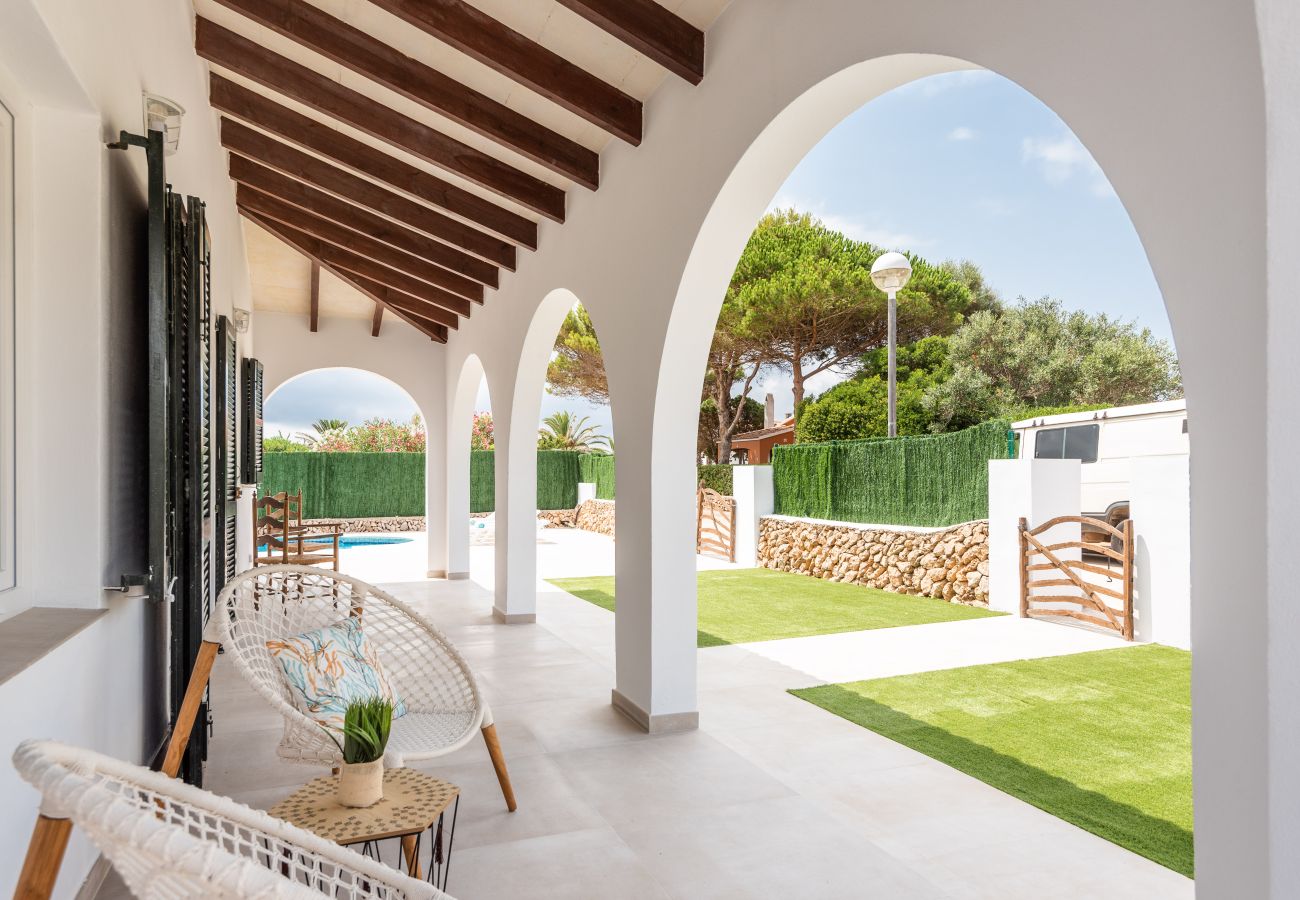 Villa en Cala´n Bosch - Menorca ROCAS