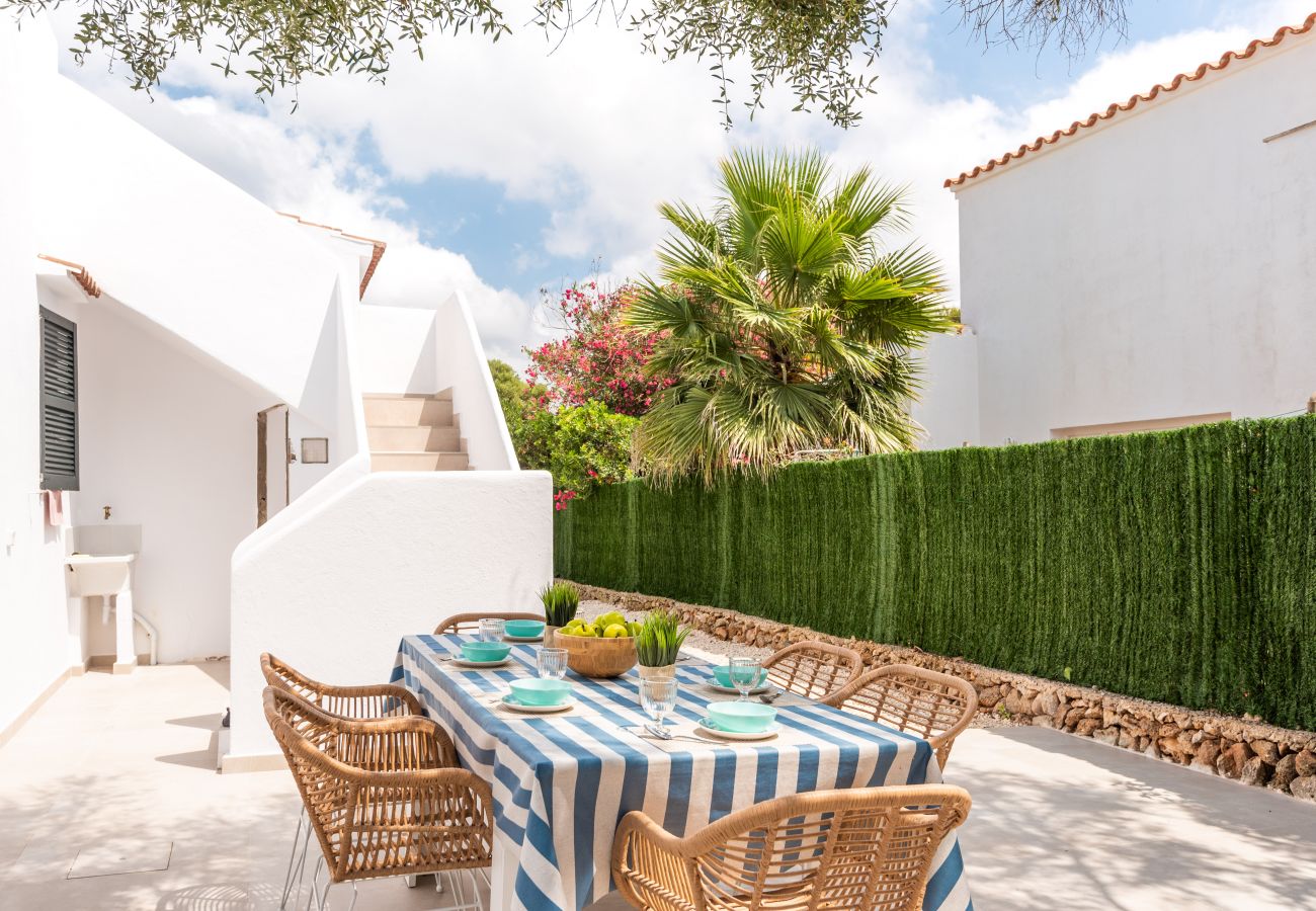 Villa en Cala´n Bosch - Menorca ROCAS