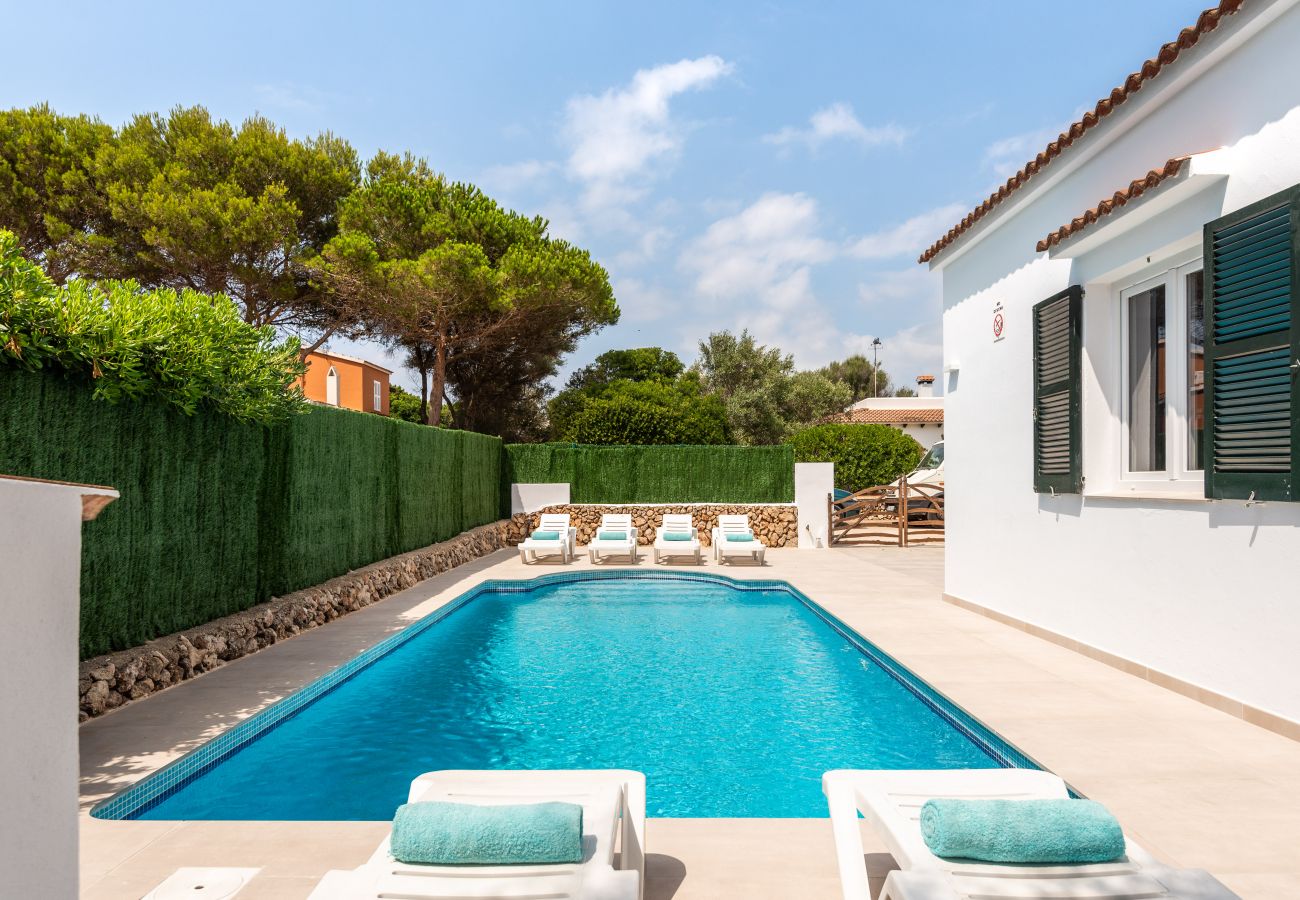 Villa en Cala´n Bosch - Menorca ROCAS