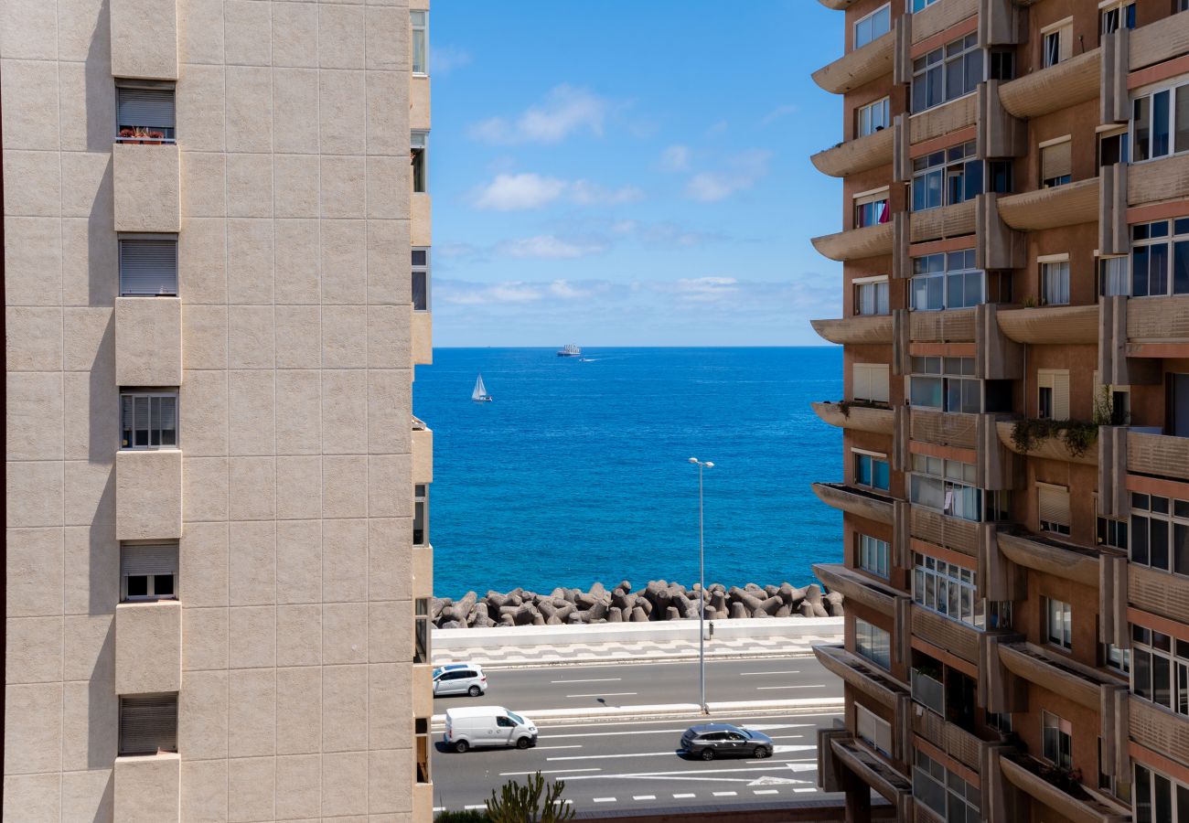 Casa en Las Palmas de Gran Canaria - Triana City Center & balcony  By CanariasGetaway