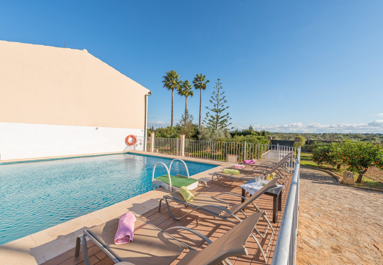 Villa en Llubi - V. Can Rafelino, pool and relax