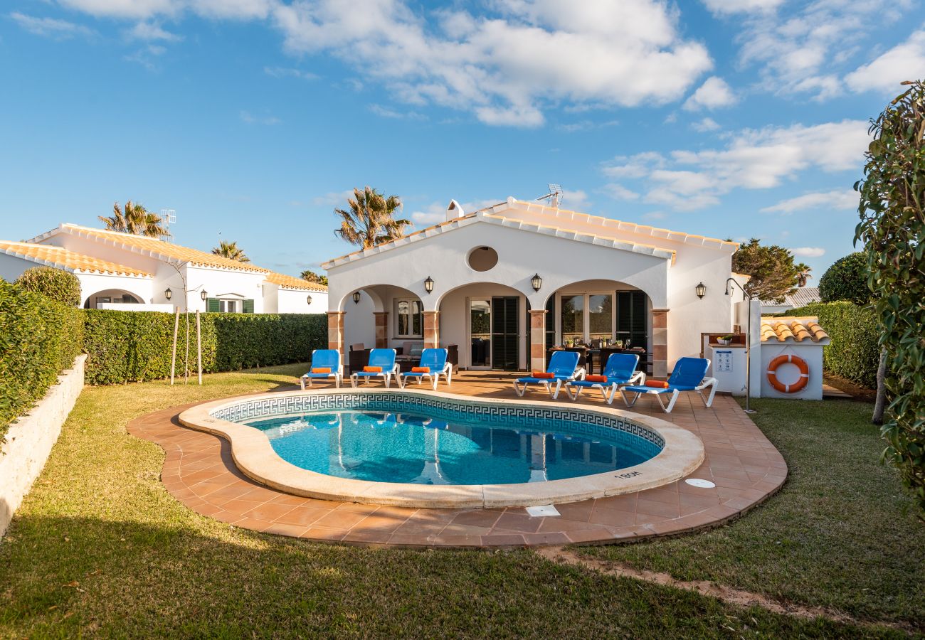 Villa en Cap d´Artruix - Menorca LIRIO