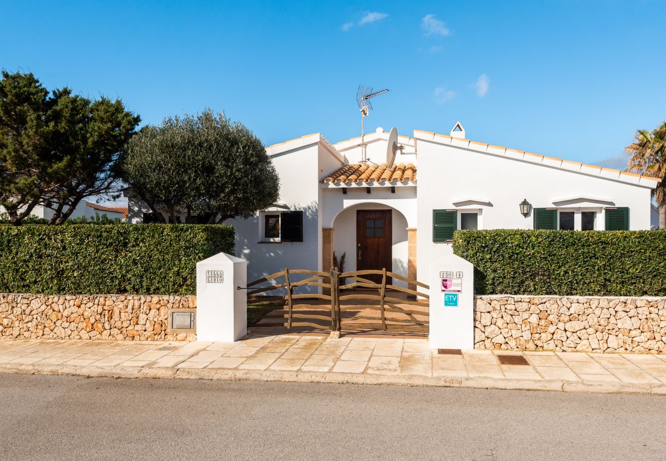 Villa en Cap d´Artruix - Menorca LIRIO