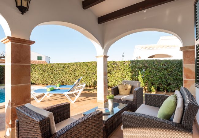 Villa en Cap d´Artruix - Menorca Fucsia Villa en Cap d´Artruix - Menorca Fucsia