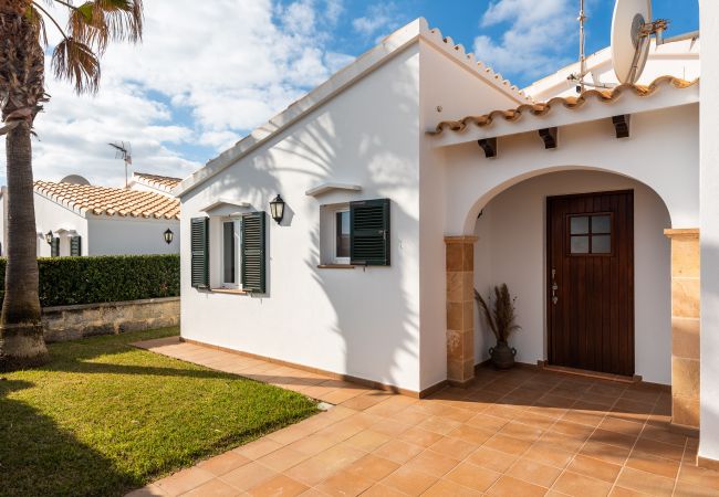 Villa en Cap d´Artruix - Menorca Fucsia Villa en Cap d´Artruix - Menorca Fucsia