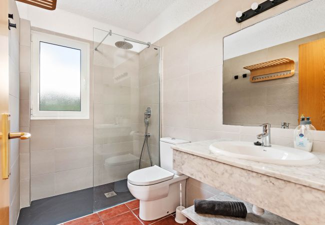 Apartamento en Cala Blanca - Apartamentos MONSINES 13 C Apartamento en Cala Blanca - Apartamentos MONSINES 13 C