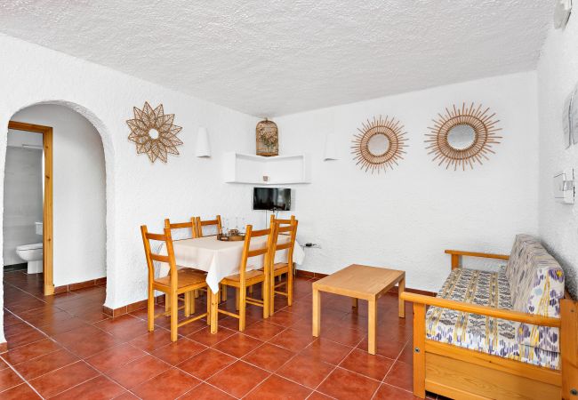 Apartamento en Cala Blanca - Apartamentos MONSINES 13 C Apartamento en Cala Blanca - Apartamentos MONSINES 13 C
