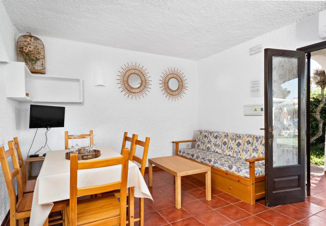 Apartamento en Cala Blanca - Apartamentos MONSINES 13 C Apartamento en Cala Blanca - Apartamentos MONSINES 13 C